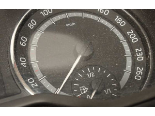 Панель приборов 5E0920749   Skoda Octavia Mk3 (5E)       