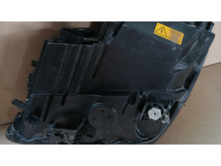 Передняя фара