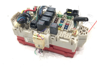 Блок предохранителей MR530918 Mitsubishi Outlander