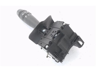 Ручка поворотов/ фонарей Dacia Sandero  2008 - 2012 года 8200792584, 6001551360      