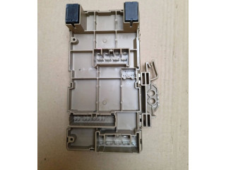 Блок предохранителей 82201FJ211 Subaru Forester SJ