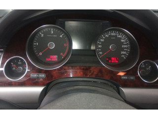 Přístrojová deska Audi A8 S8 D3 4E 2009 4E0920931S