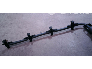 Топливная рампа    Volkswagen PASSAT B6  