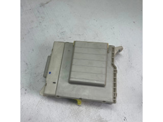 Блок предохранителей 8273053022, 7A260430 Lexus IS 220D-250-350