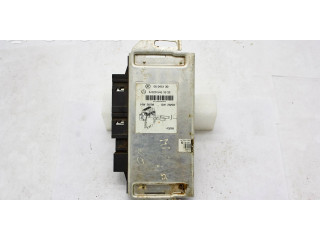 Pojistková skříňka a0205451932 Mercede-Benz S W220 2001