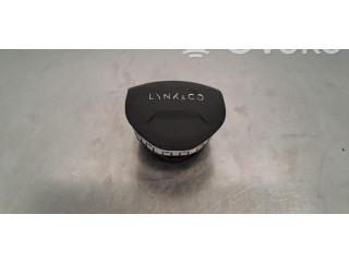 Подушка безопасности водителя    Lynk & co 01