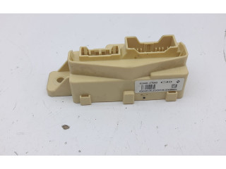 Блок предохранителей 91940J7040 KIA Ceed