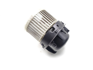 Вентилятор печки    7015011001, 202003080743   Peugeot 2008 II