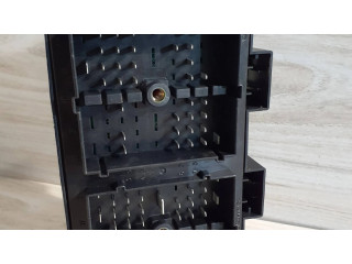 Pojistková skříňka 96821082 Chevrolet Captiva 2008