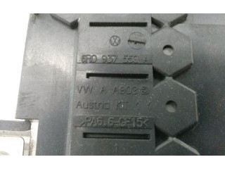 Блок предохранителей 6R0937550A, 6R0937550A Skoda Fabia Mk2 (5J)