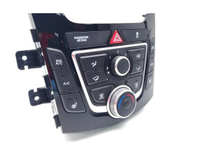 Блок управления климат-контролем 97250-A5202GU, GD06V10020   Hyundai Elantra