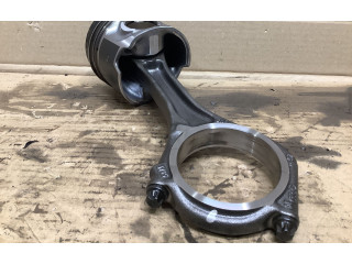 Píst 065DF Audi Q5 SQ5 cdu