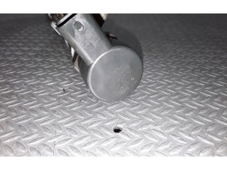 Топливная рампа 0281002507, 0445214177   Toyota Yaris  