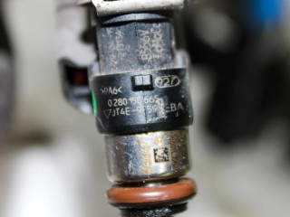 Vstřikovač JT4E9H487AE, JT4E9D280BB Ford F150 pro benzínový motor 2.7