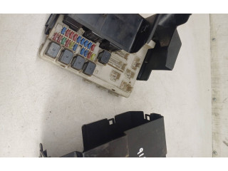 Pojistková skříňka 7154708230, 284B97Y000 Nissan Murano Z50 2006