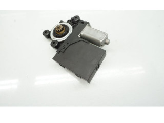 Передний двигатель механизма для подъема окон