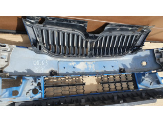 Передний бампер