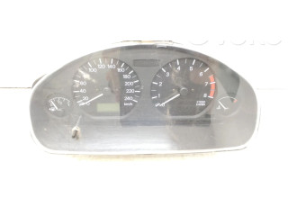 Панель приборов MR308400   Mitsubishi Carisma       