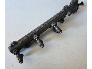 Топливная рампа 036133319   Audi A3 S3 8P   для двигателя BLS