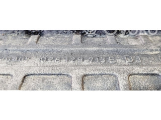 Поршень Всасывающий коллектор  028129713E  Volkswagen PASSAT B4  