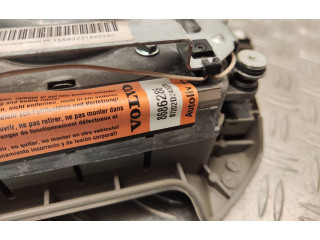 Подушка безопасности водителя 8686286   Volvo V70