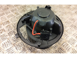 Вентилятор печки F997167J Skoda Yeti (5L)