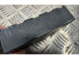 Pojistková skříňka 8921153020 Lexus GS 300 350 430 450H 2008