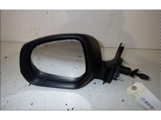 Зеркало (механическое)       Suzuki Splash   -  года   