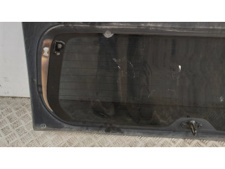 Заднее стекло