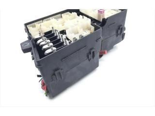 Блок предохранителей 8688040, 518818000 Volvo C30