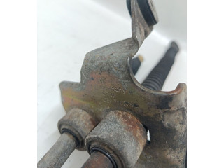 Рычаг переключения передач 357711789C Volkswagen Golf III