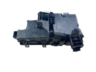 Блок предохранителей 243826FL0A Nissan Rogue