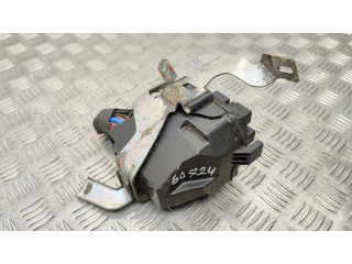 Pojistková skříňka Infiniti Q50 2016