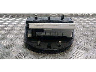 Дисплей       Renault Clio III