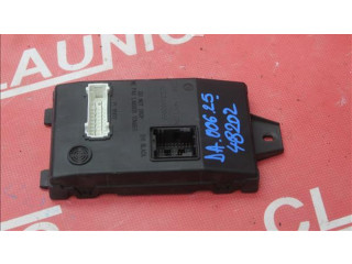 Блок комфорта 8201068829, DA.006.25.48202 Dacia Duster