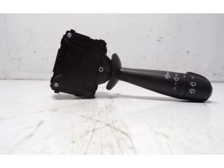 Ручка стеклоочистителей 8201168008, 681726046R Dacia Lodgy