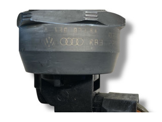 Форсунка 0414720216, 038130073ba    Audi A6 S6 C5 4B  AVF 