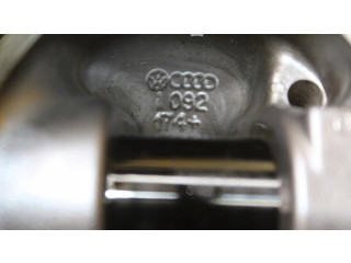 Поршень Skoda Fabia Mk2 (5J)