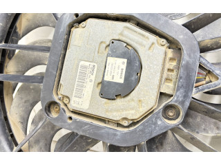 Электрический вентилятор радиаторов  30741144   Volvo V70 