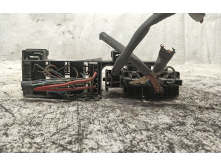 Pojistková skříňka Řídící jednotka BSM 3673683E00 Suzuki Wagon R+ 2001