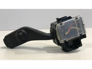 Ручка стеклоочистителей 17D940   Ford Focus