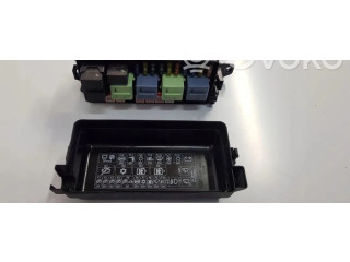 Блок предохранителей     Mini One - Cooper R50 - 53    