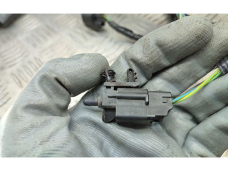 Блок предохранителей AV1T14K012GLD Ford B-MAX