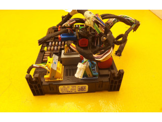 Блок предохранителей 9853735580, 28808942 Peugeot 2008 II