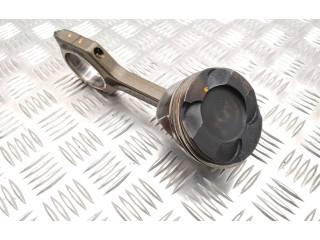 Píst 7624409, 7624408 BMW 5 GT F07 N55B30A