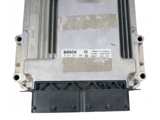 Блок управления двигателя P68234027AB, 0281031202 Jeep Cherokee