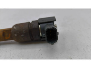 Vstřikovač 0445110320, 338002A900 Hyundai i30 pro naftový motor 1.6