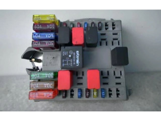 Блок предохранителей 46779903, 46779903 Fiat Punto (188)