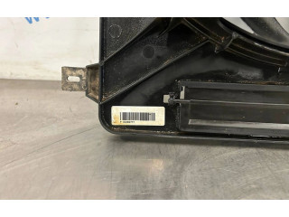 Вентилятор радиатора     6G918C607ND, 8240547    Volvo V70 