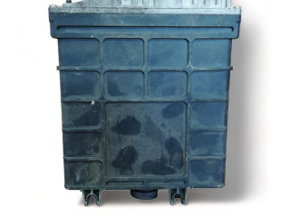 Блок управления двигателя    Audi A4 Allroad